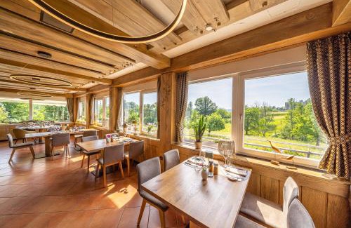 Gengenbach Hotel | Guest Rated 9/10 at Weinhotel Pfeffer & Salz - Family-Friendly