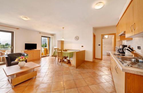 Lana Apartment | Relax at Weinsepphof Ferienwohnung 9 with Private Pool