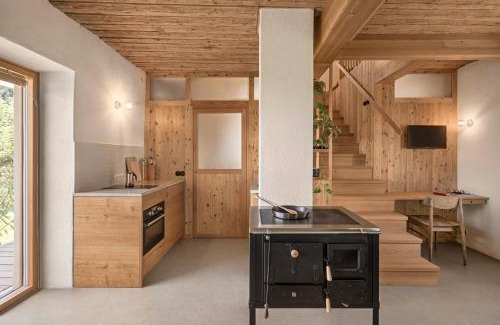 Leutschach House | Discover Weinstöckl: Family-Friendly Retreat in Südsteiermark