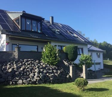 Hochstberg Apartment | Pet-Friendly Weinstraße 2: Guest Rated 9.1/10