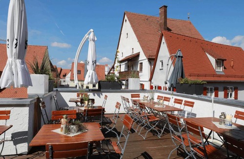 Old Town House | Family-Friendly Getaway at Weinstube Sinas Brettl