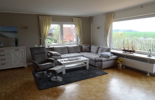 Dohnsdorf House | Discover Weissenhäuser Strand: Pet-Friendly Holiday House