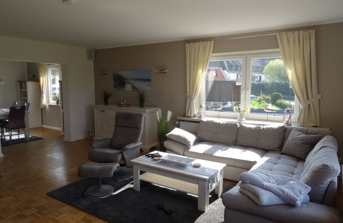 Dohnsdorf House | Discover Weissenhäuser Strand: Pet-Friendly Holiday House