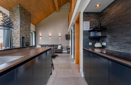 Sankt Margarethen im Lungau Ski Chalet | Relaxing Wellness Chalet Near Ski Slopes with Spa & Hot Tub