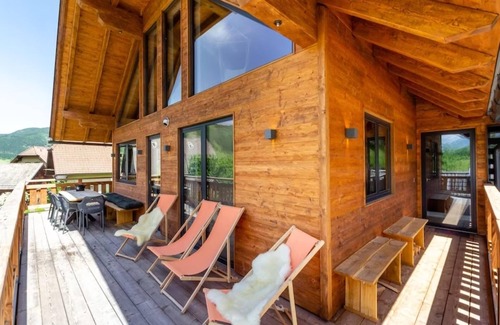 Sankt Margarethen im Lungau Ski Chalet | Relaxing Wellness Chalet Near Ski Slopes with Spa & Hot Tub