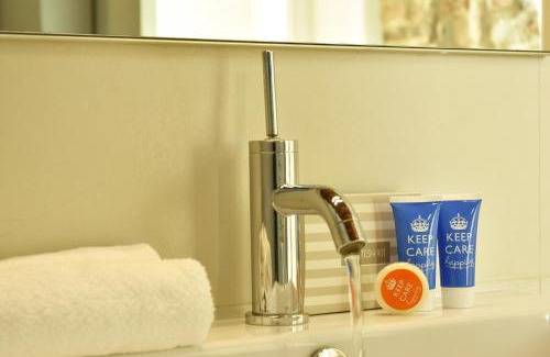 Monselice Apartment | Welcome to Casa a Colori: A Vibrant Getaway Experience