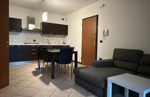 Due Carrare Apartment | Discover Welc-ōM Due Carrare Garden for Your Next Escape