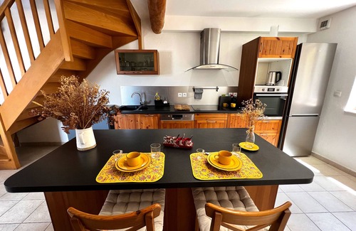 Saint-Julien-de-Peyrolas House | Discover Casa de Pierre: Family-Friendly Retreat Awaits
