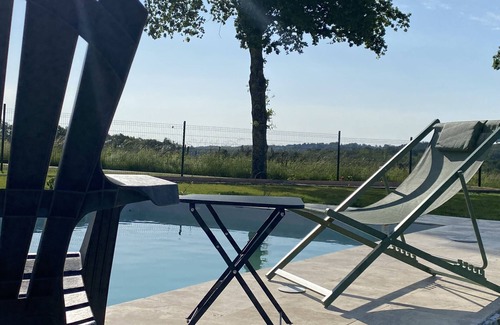Gardegan-et-Tourtirac House | Discover "Chai We": Renovated Retreat Near Saint Emilion