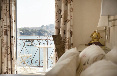 Villefranche-sur-Mer Hotel | Welcome Hôtel: 4-Star Retreat with Spa and Pool Access