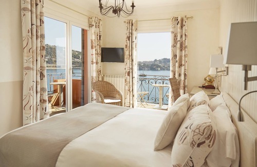 Villefranche-sur-Mer Hotel | Welcome Hôtel: 4-Star Retreat with Spa and Pool Access
