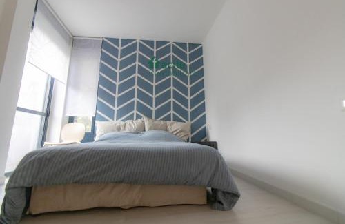 Rho House | Cozy Private Room in Shared Apartment at Rho - 9/10 Rated