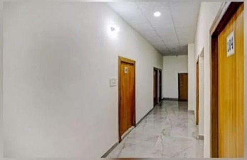Aligarh Hotel | Welcome Hotel: Family-Friendly with Complimentary Breakfast