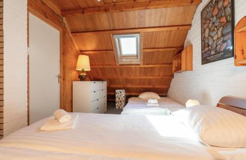 Westenschouwen House | Family-Friendly Getaway at Vakantiehuis Haaijmanweg 5