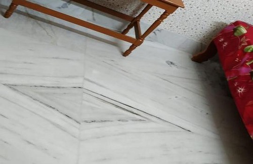 Kolkata Cabin | Budget-Friendly Welcome Lodge Kolkata with Breakfast Included