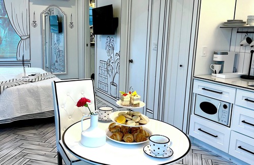 St. Augustine Apartment | Welcome to a sketch-book-like themed studio!