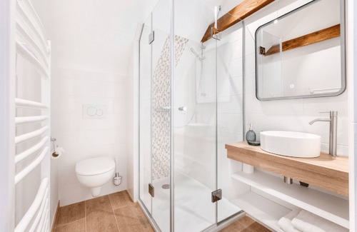 Becherel Hotel | Experience Tranquility at Chambre 105 - Jardins D'arsène