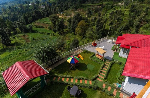 Kaul Cottage | Experience Ayu Villa: A Homestay with Spa & Hot Tub