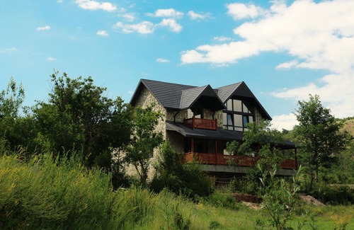 Gosh House | Discover Balkonum Guesthouse: Your Idyllic Gosh Retreat