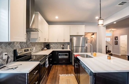 Johnson City House | Experience Bar S Ranch House: Guest Rated 9.4/10 Stay