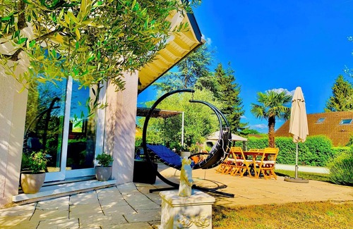 Chens-sur-Leman Villa | Escape to a Scenic Villa with Private Pool Near Geneva