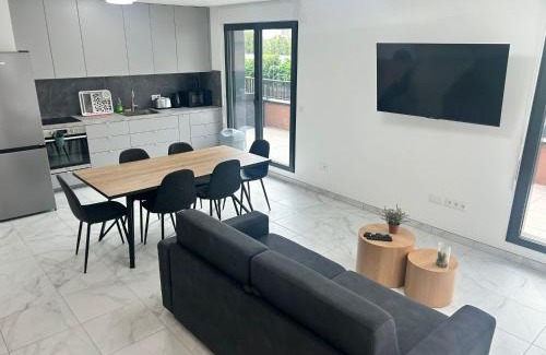 Bobigny Apartment | Discover Comfort at BECKY Hotel: Your Ideal Getaway