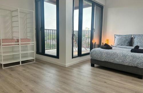 Bobigny Apartment | Discover Comfort at BECKY Hotel: Your Ideal Getaway