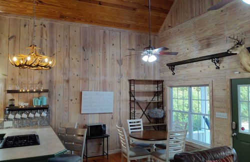 Calion House | Welcome to Blue Haven Hideaway on beautiful Calion Lake