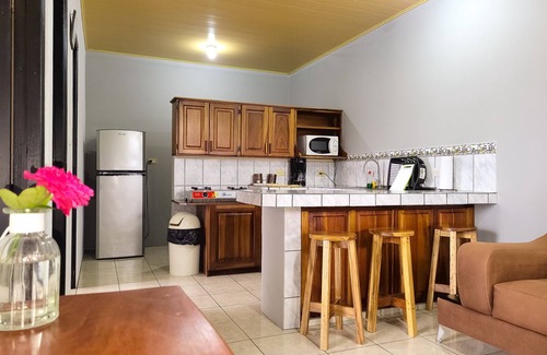 Barrio Dora Apartment | Discover Butterfly Apartments with Spa and Lake Views