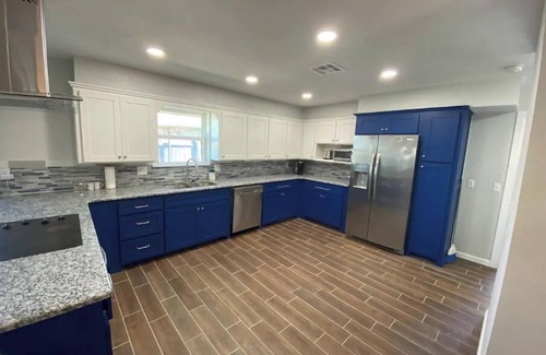 Oklahoma City House | Discover Camelot: Family-Friendly Retreat Near OKC Activities