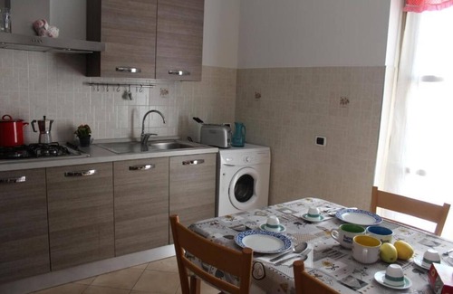 Rome Apartment | Discover Casa Nicolas: Family-Friendly Retreat with Spa Amenities