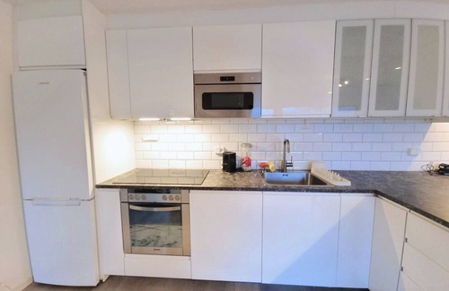 Gronland Apartment | Explore Chimera Apartments: Pet-Friendly Stays in Oslo S