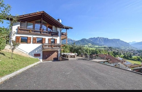 Carano Apartment | Discover Dolomiti's Paradise: Pet-Friendly Ocean Retreat