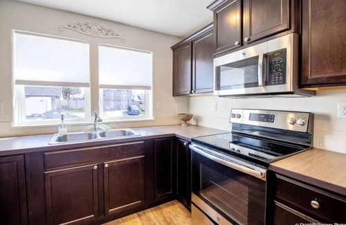 Bethel-Danebo House | Experience Comfort at La Casa - Your Home Away from Home!