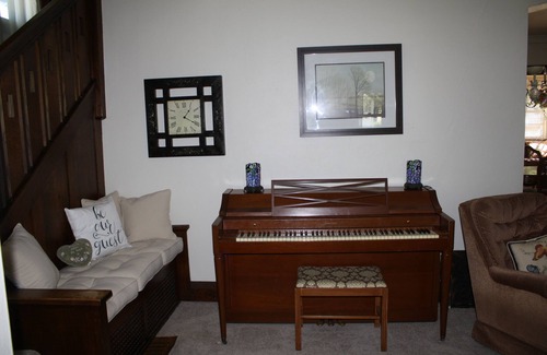 Dixon House | Experience Grandma's House: Ocean View & Spa Await You!