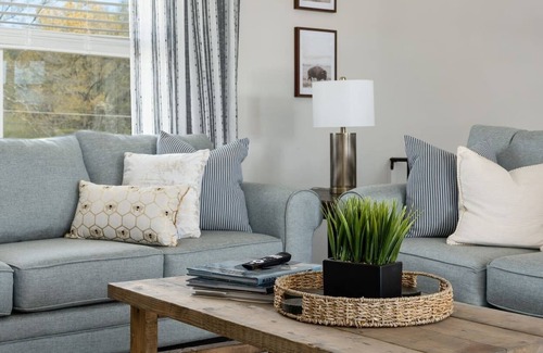 Bessemer House | Experience Harpers Dairy: Family & Pet Friendly Retreat