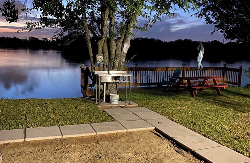 Port Arthur House | Unforgettable Stay at Her LakeHouse: Rated 10/10 by Guests