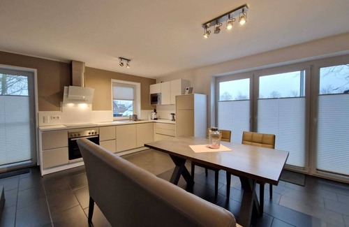 Hilgenriedersiel House | Discover Hilgenhuus: Oceanfront Bliss with Top Amenities