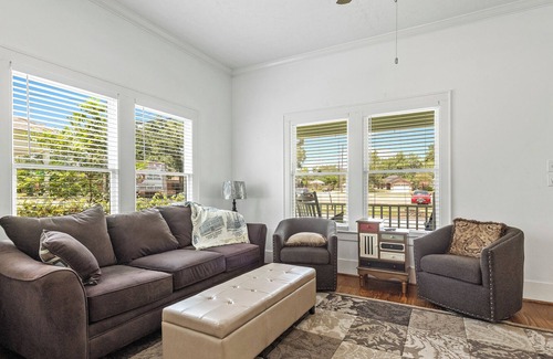 Humble House | Discover Humble Inn: Your Cozy Retreat in Humble, TX