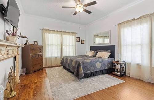 Humble House | Discover Humble Inn: Your Cozy Retreat in Humble, TX