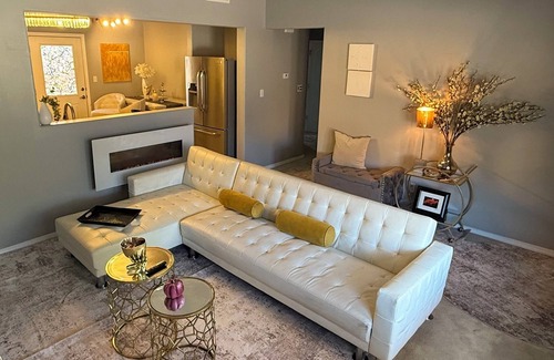 Santa Fe House | Welcome to La Casa de Oro!nEnjoy this 3-bedroom, 2-bathroom retreat.