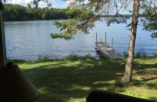 Birchwood Cabin | Experience Lakeshore Living at Lakeview Pine Hotel