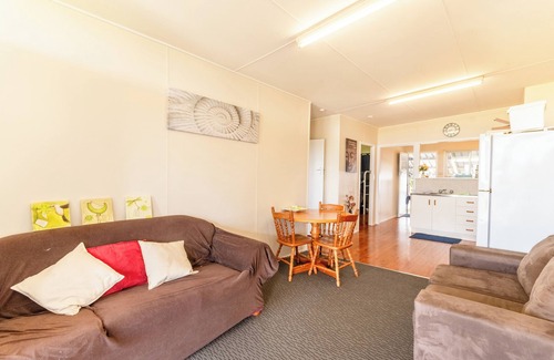 Mulambin House | Welcome to Mellow at Mulambin, your ultimate beach retreat!
