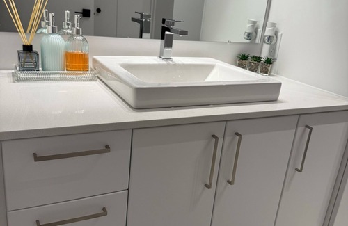 Aylmer Condo | Welcome to my stylish, Cozy and warm 1-bedroom condo!