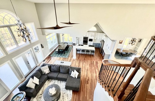 Livingston House | Escape to Nirv'Anna: Beach Access & Hot Tub Retreat