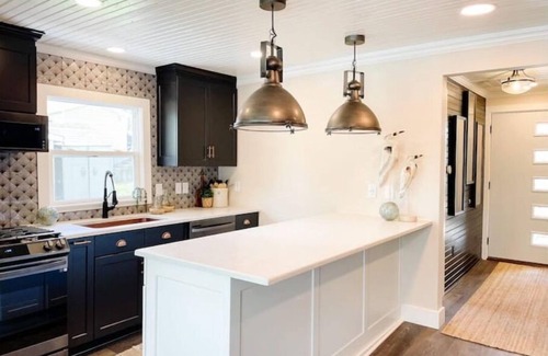 Lakeview House | Experience No Egrets - Waterfront Retreat on Indian Lake