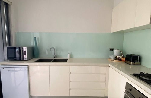 Caringbah House | Discover Nor Easter: Family-Friendly Retreat Near Cronulla