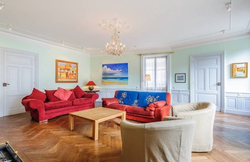 Moire Other | Discover Our Elegant Home in the Heart of Beaujolais