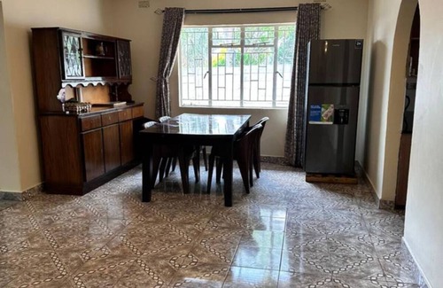 Harare House | Welcome to our elegant and comfortable family home, perfect for making memories!