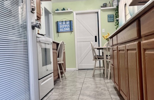 Aransas Pass House | Perfect Getaway at Little Minnow: Oceanfront with Breakfast